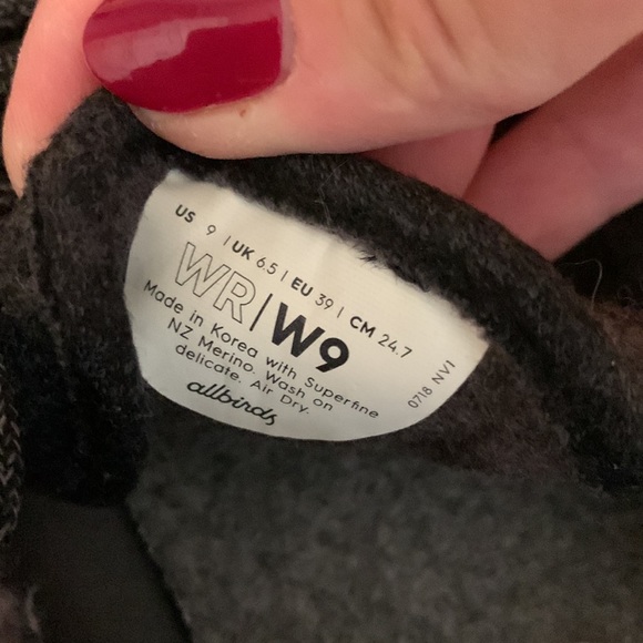Allbirds Women’s Wool Runners - Picture 6 of 6